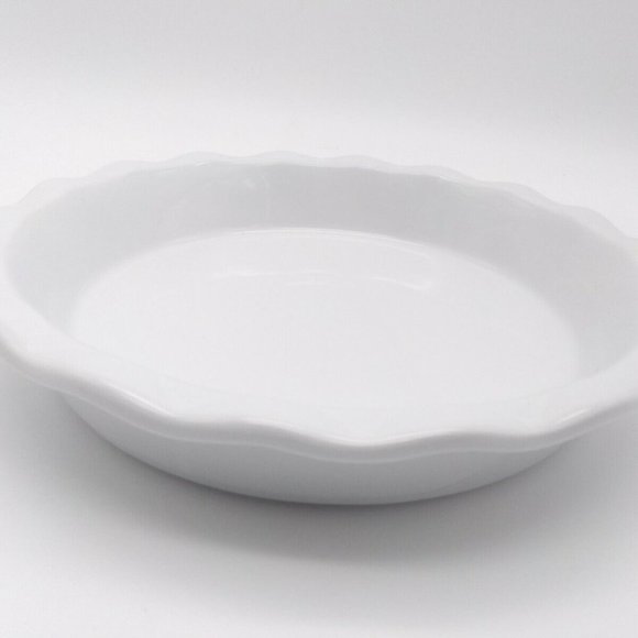 ChefStyle 11 inch Scalloped Stoneware Factory Pie - Tart Baking Dish - Picture 3 of 8